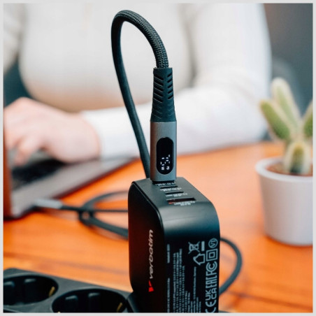 Kabel USB-C do USB-C 100W wyświetlacz 120cm czarny Sync Charge Verbati