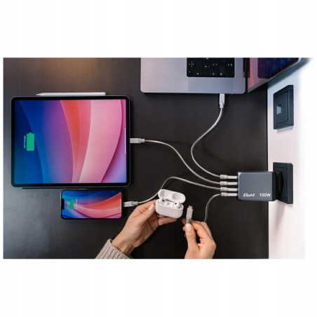 Ładowarka sieciowa 100W GaN USB-C USB-A 4x Verbatim czarna Adapter